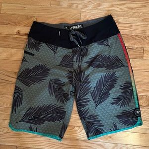 Rip Curl board shorts 21”